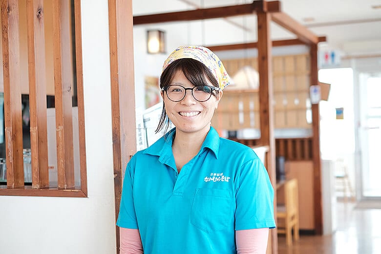 なかむらそば｜店長の當間美紀さん