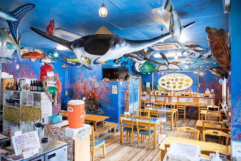 魚屋直営食堂