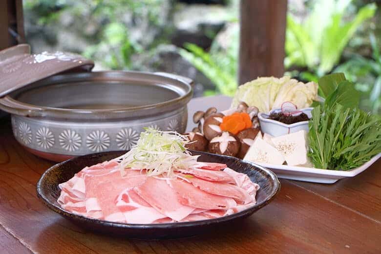 首里殿内(すいどぅんち)|アグー豚の「しゃぶしゃぶ」