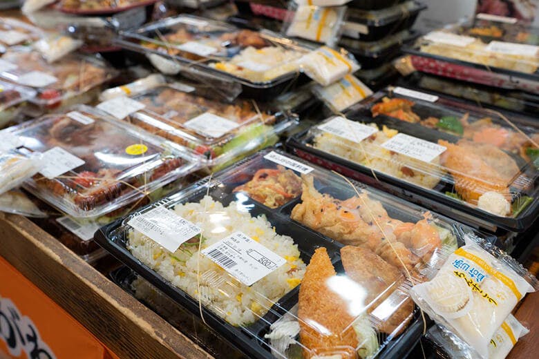 島の駅みやこ｜種類豊富なお弁当