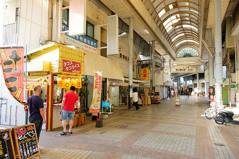 赤とんぼ|店舗のあるサンライズ通り