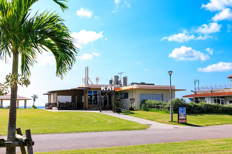 オリオンECO美らSUNビーチ|敷地内にあるレストラン「RESORT