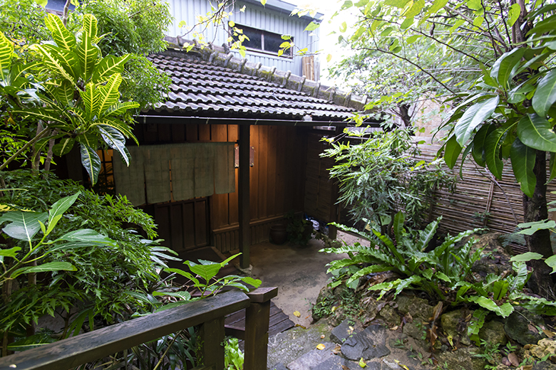 CAHAYA