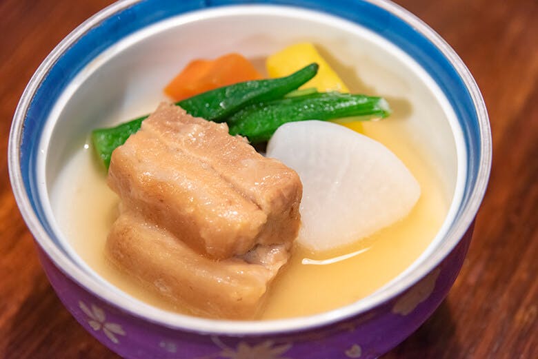 琉球料理 あかさたな|グルクン(タカサゴ)のから揚げ