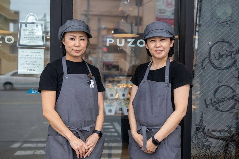 プーゾチーズケーキセラー|オーナー夫人の野間裕美さん(左)