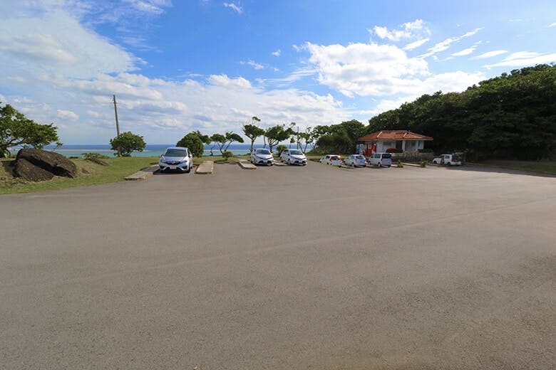 玉取崎展望台（たまとりざきてんぼうだい）｜駐車場