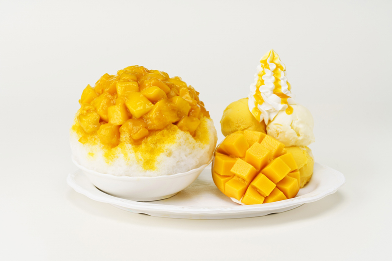 田中果実店|期間限定の名物マウンテンマンゴーパフェ