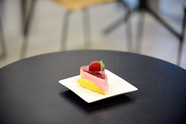道の駅ぎのざ｜完全無農薬で育った苺を使ったケーキ