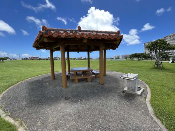 10与那古浜公園_東屋