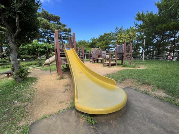 04内間西公園_遊具1