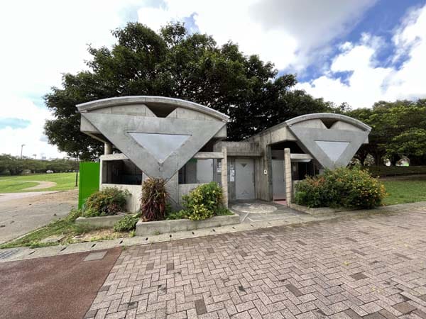 16新都心公園_トイレ