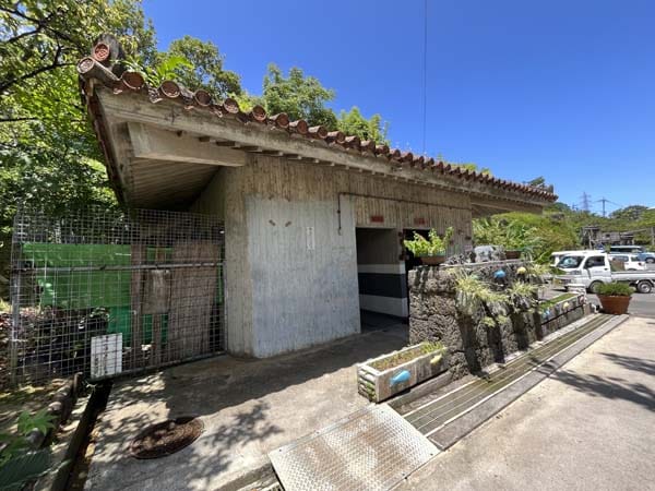 18伊祖公園_トイレ