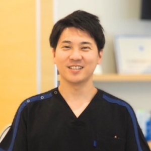 横引良評 医師